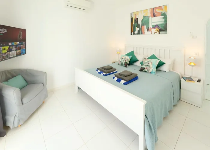 Luxury Puerto Del Carmen 4 Bedrooms La Perla Modern Furnishings *