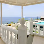 Luxury Puerto Del Carmen 4 Bedrooms La Perla Modern Furnishings Вилла