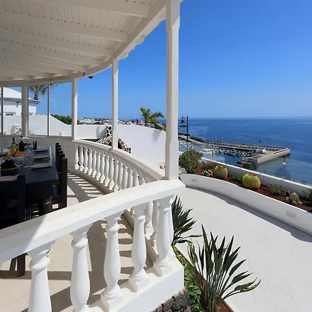 Villa Luxury Puerto Del Carmen - 4 Bedrooms - La Perla Modern Furnishings Stunning Sea Views