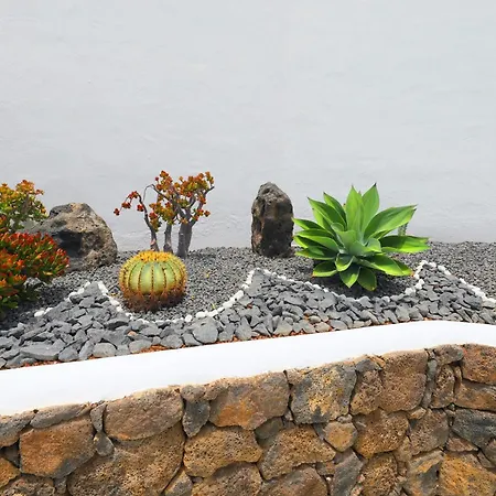 Luxury Puerto Del Carmen - 4 Bedrooms - La Perla Modern Furnishings Stunning Sea Views Villa