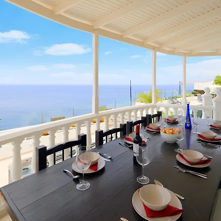 Luxury Puerto Del Carmen - 4 Bedrooms - La Perla Modern Furnishings Stunning Sea Views Villa *