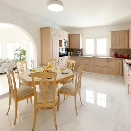 Luxury Puerto Del Carmen - 4 Bedrooms - La Perla Modern Furnishings Stunning Sea Views