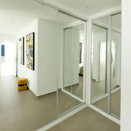 Luxury Puerto Del Carmen - 4 Bedrooms - La Perla Modern Furnishings Stunning Sea Views Villa Tias