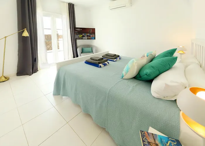 Luxury Puerto Del Carmen 4 Bedrooms La Perla Modern Furnishings 빌라 티아즈